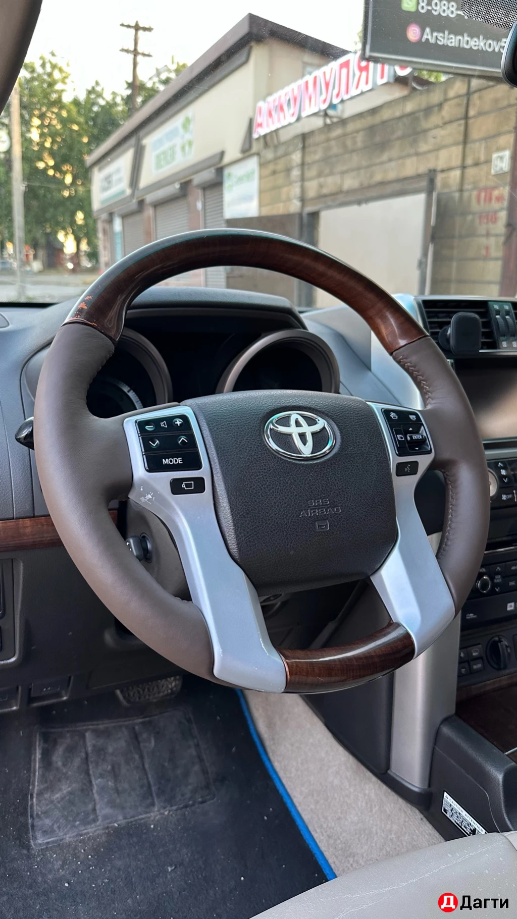 Перетяжка руля. Перешив салона . Перетяжка потолка.