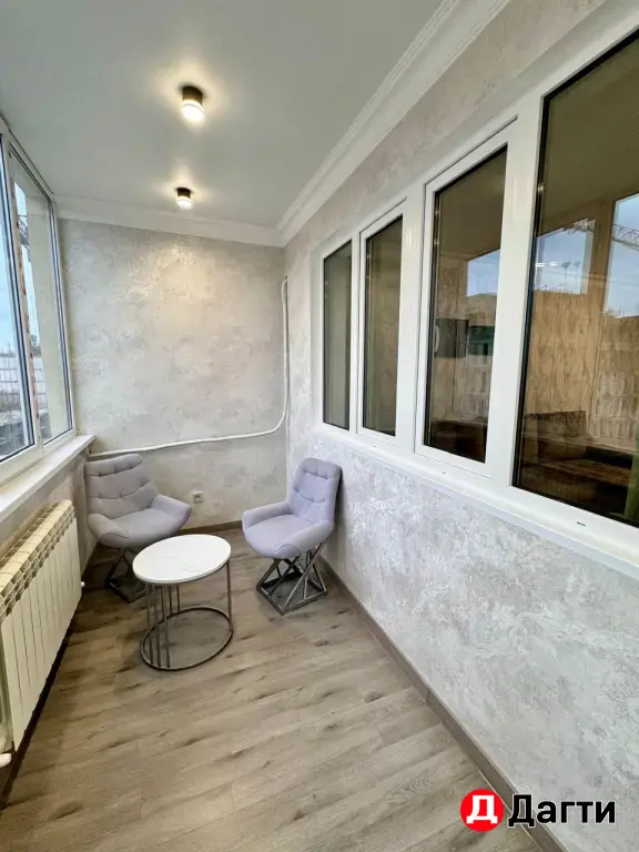 продается 2-х комнатная квартира