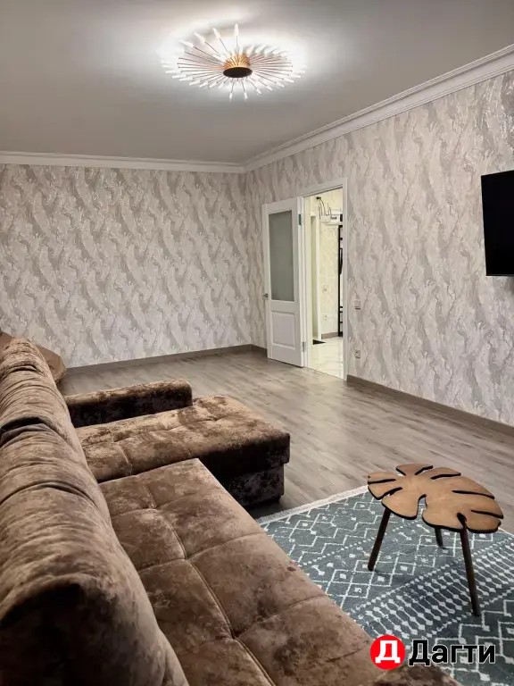 продается 2-х комнатная квартира