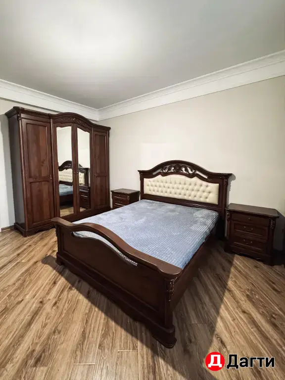 продается 3-х комнатная квартира у моря