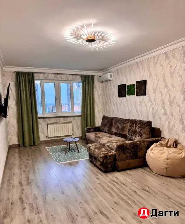 продается 2-х комн квартира