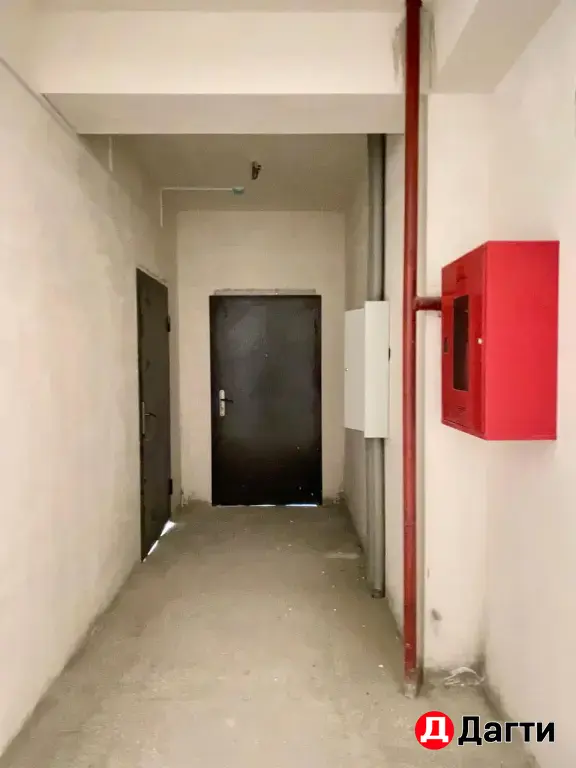 продается 2-х комн квартира